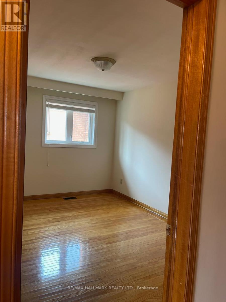 227 Elgin Mills(Main Floor) Road W, Richmond Hill, Ontario  L4C 4M1 - Photo 6 - N13648896