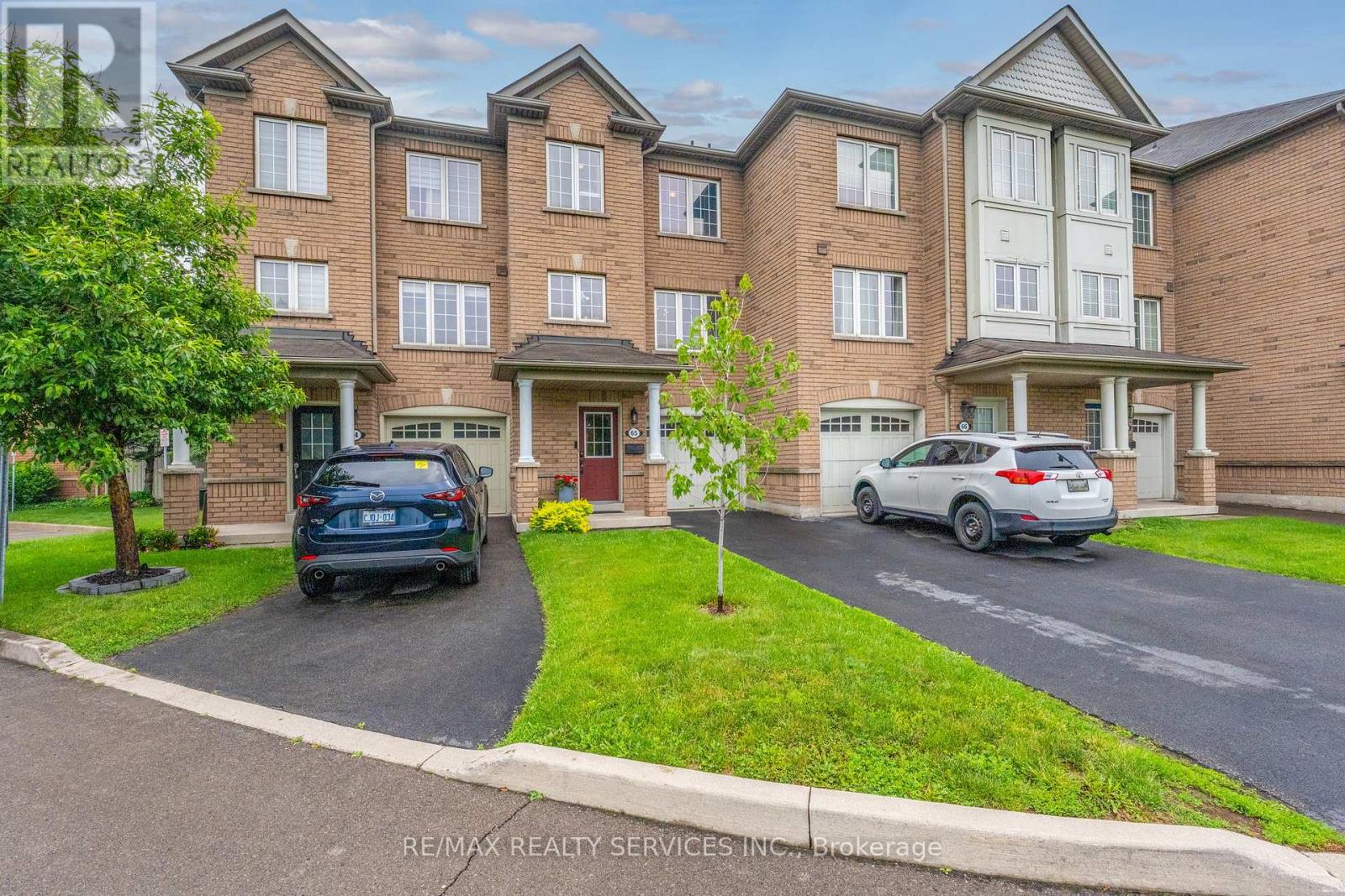 65 - 470 Beach Boulevard, Hamilton, Ontario  L8H 6X2 - Photo 2 - X13758690