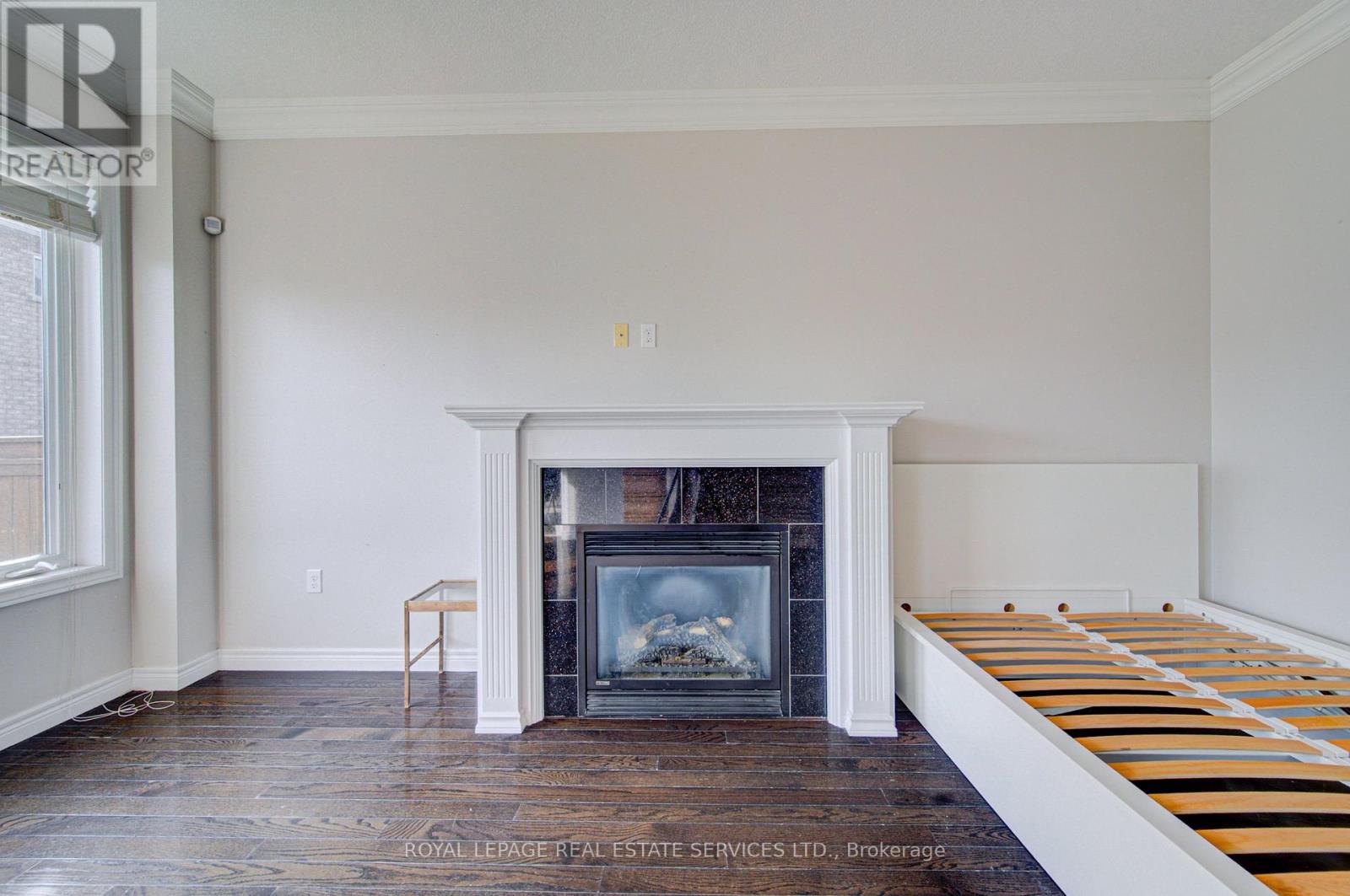 4 Chartwell Circle S, Hamilton, Ontario L9A 0B6 - Photo 18 - X13758734