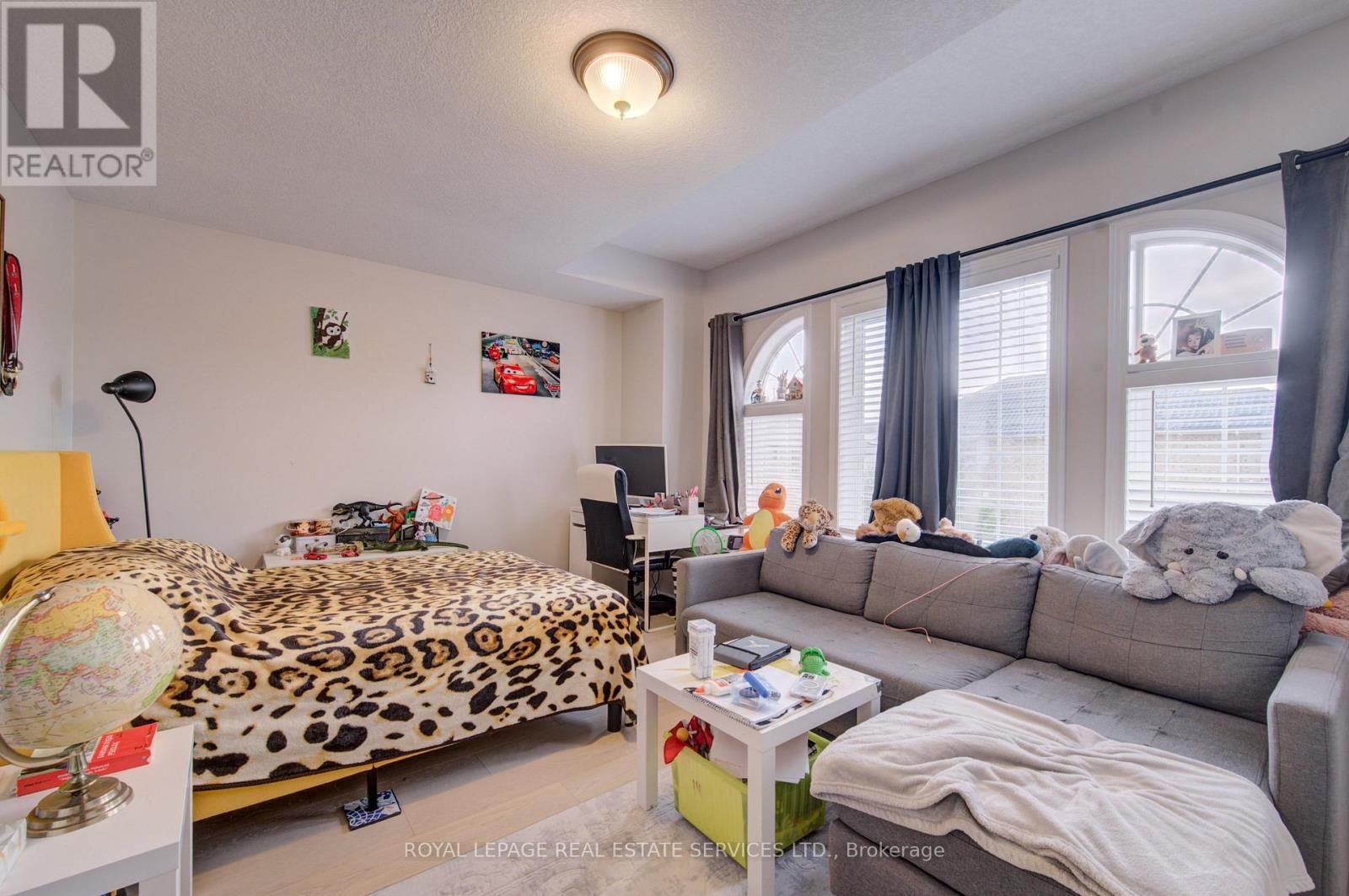 4 Chartwell Circle S, Hamilton, Ontario L9A 0B6 - Photo 21 - X13758734