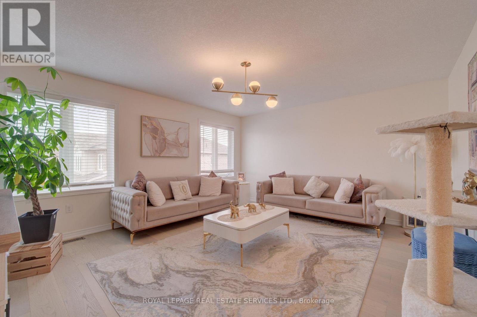 4 Chartwell Circle S, Hamilton, Ontario L9A 0B6 - Photo 26 - X13758734