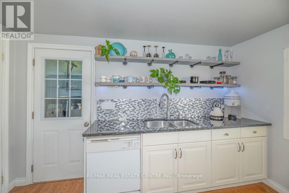 111 Elizabeth Street W, West Grey, Ontario  N0G 1R0 - Photo 11 - X13758790