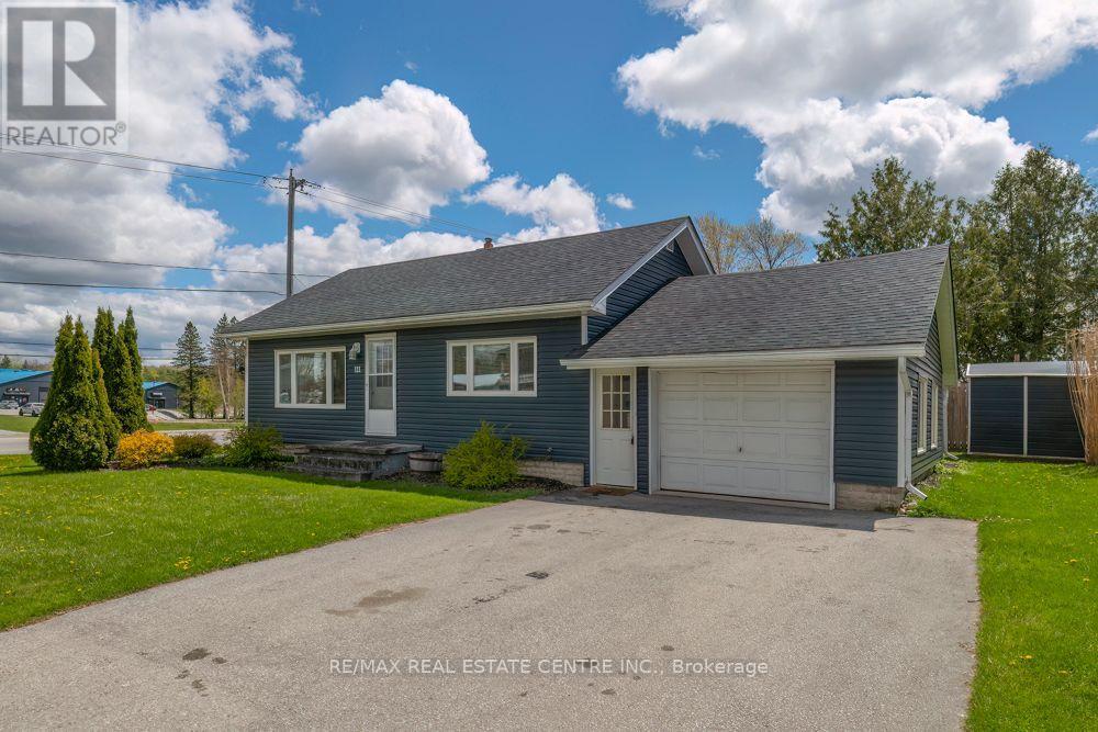 111 Elizabeth Street W, West Grey, Ontario  N0G 1R0 - Photo 2 - X13758790