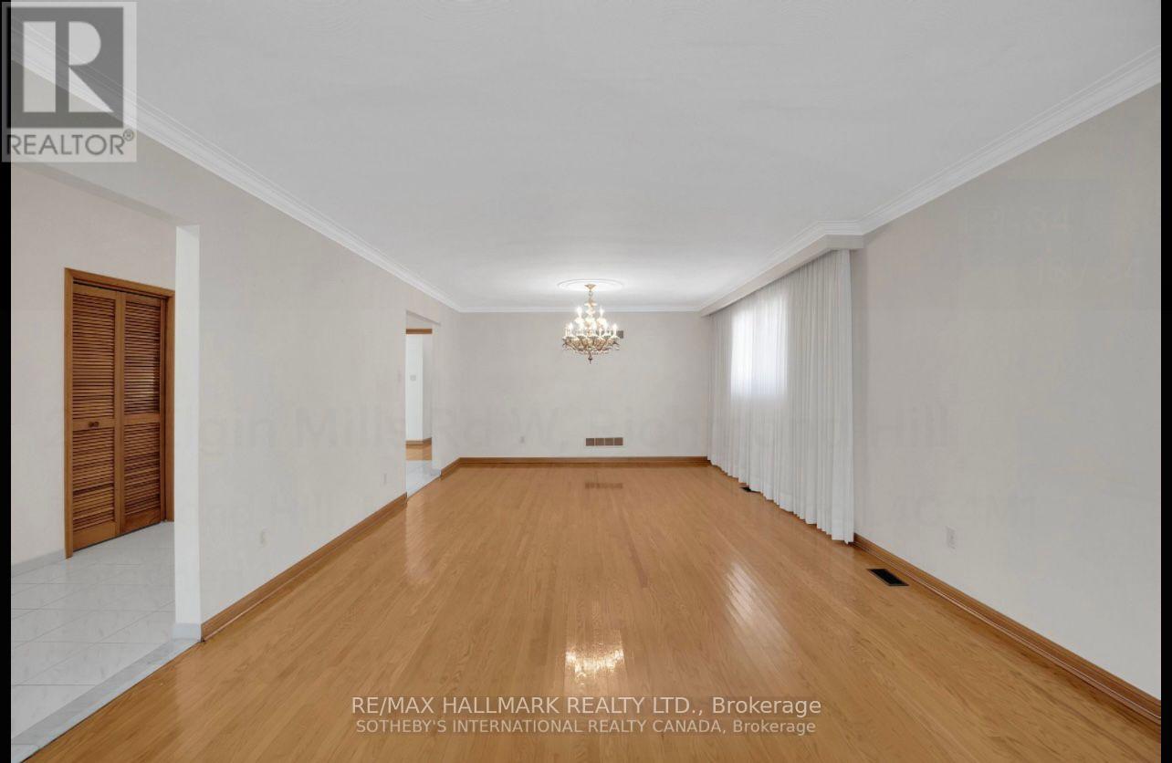 227 Elgin Mills(Main Floor) Road W, Richmond Hill, Ontario  L4C 4M1 - Photo 2 - N13648896