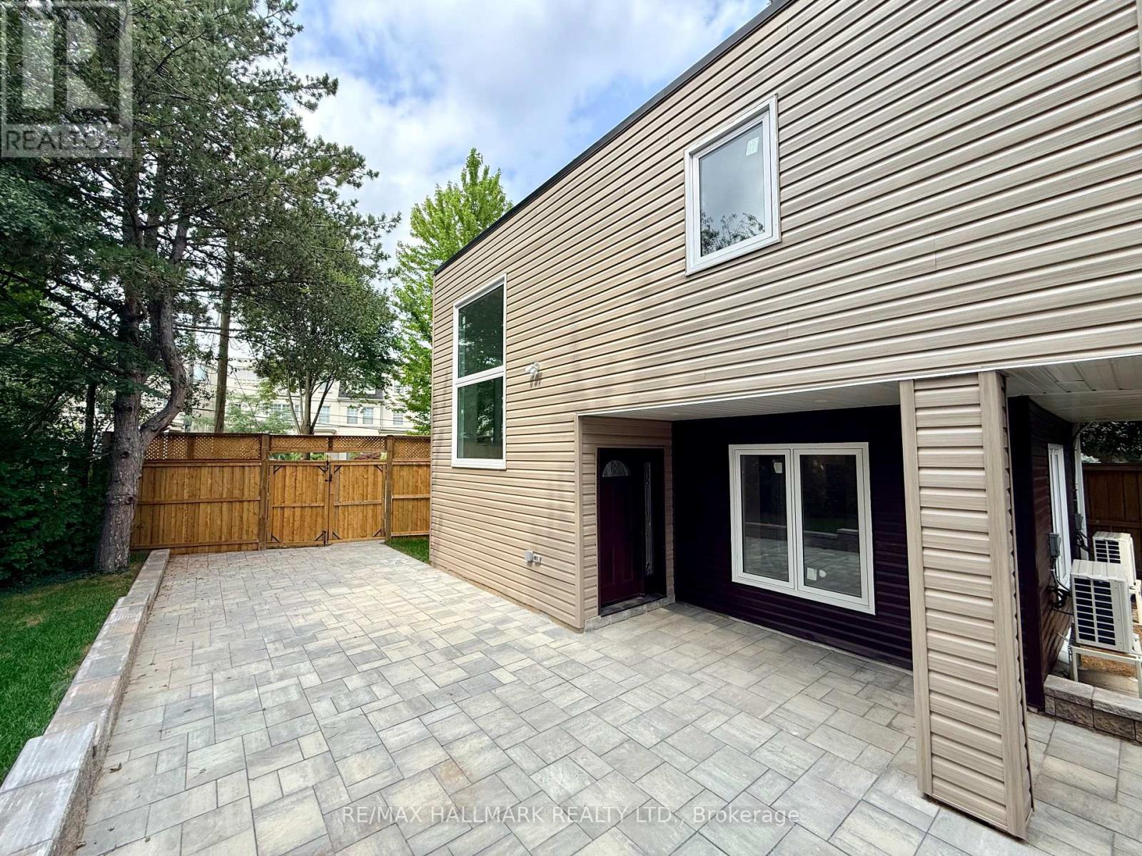 48r Bradgate Road, Toronto, Ontario  M3B 1J8 - Photo 6 - C13663164
