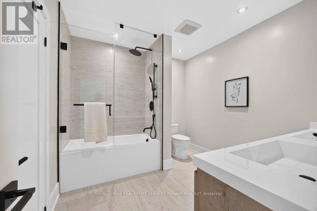1340 Contour Drive, Mississauga, Ontario  L5H 1B2 - Photo 35 - W13572796