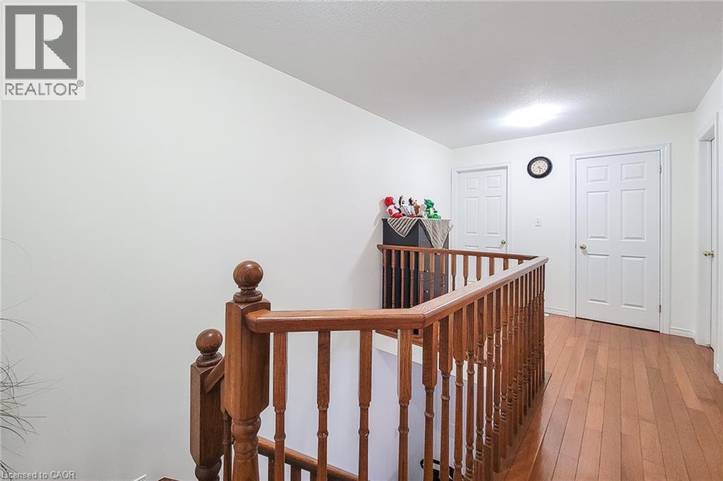 21 Jonathon Court, Hamilton, Ontario  L8W 0A1 - Photo 25 - 40860941