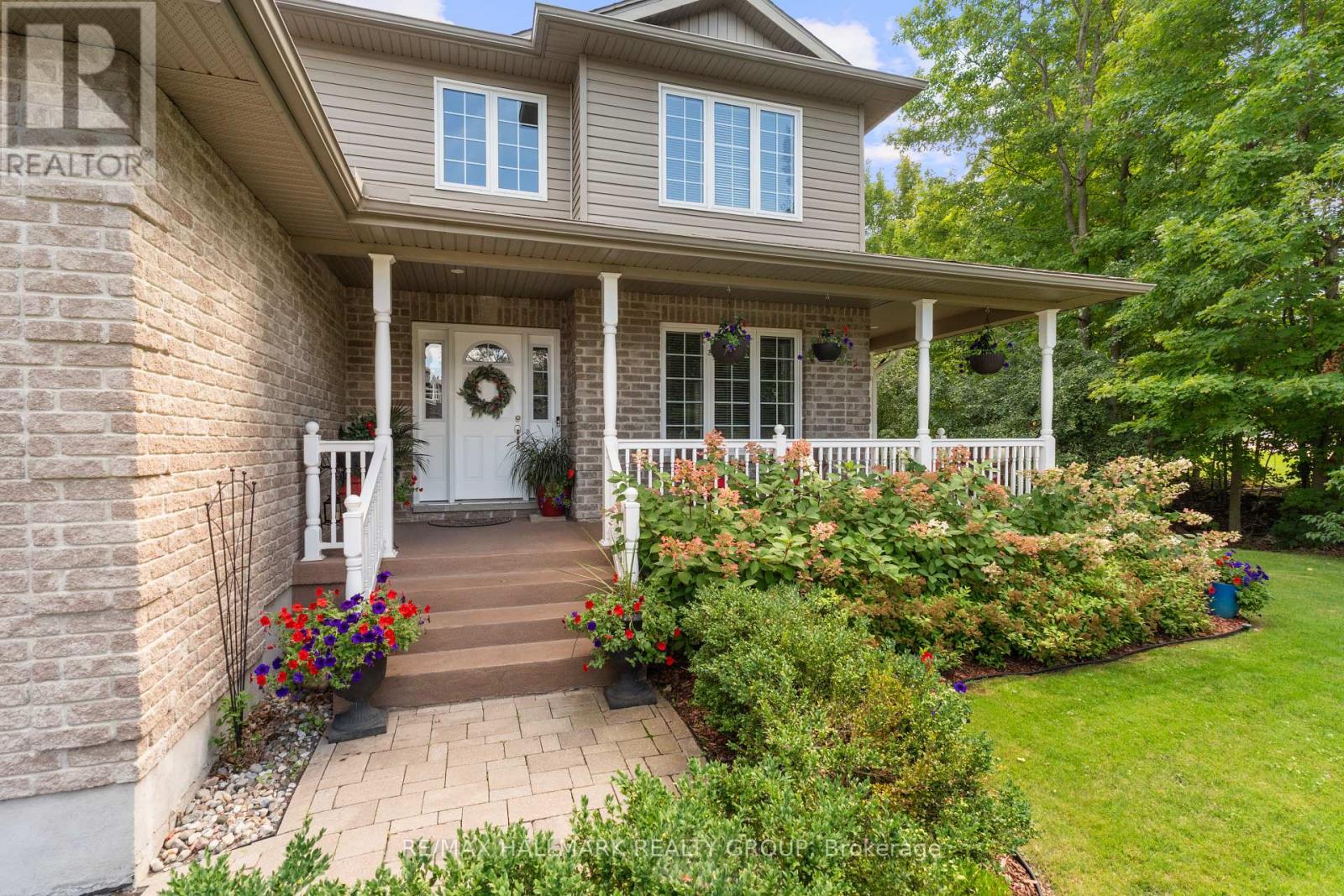 1021 Kingswood Street, Brockville, Ontario  K6V 7G1 - Photo 3 - X13674126