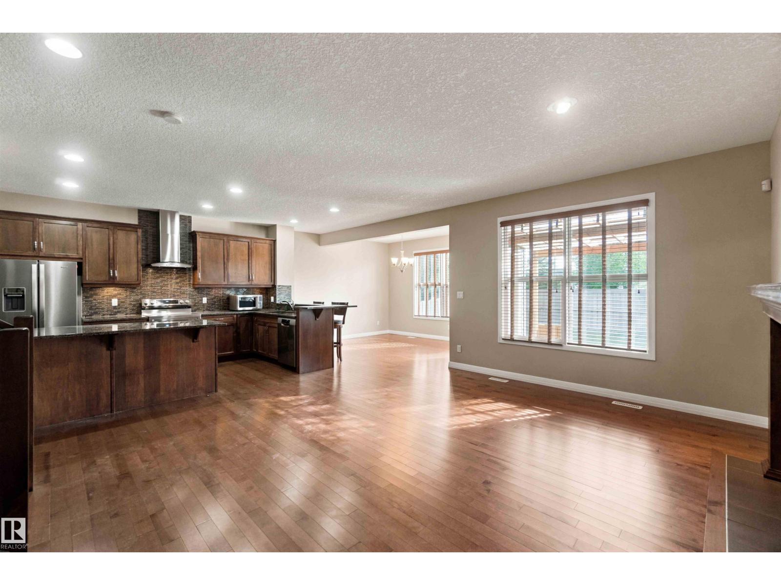 1238 Ainslie Wy NW, Edmonton, Alberta  T6W 0H9 - Photo 10 - E4507650
