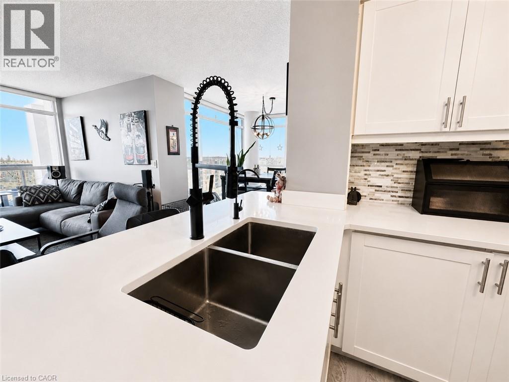 1940 Ironstone Drive Unit# 809, Burlington, Ontario  L7L 0E4 - Photo 15 - 40860908