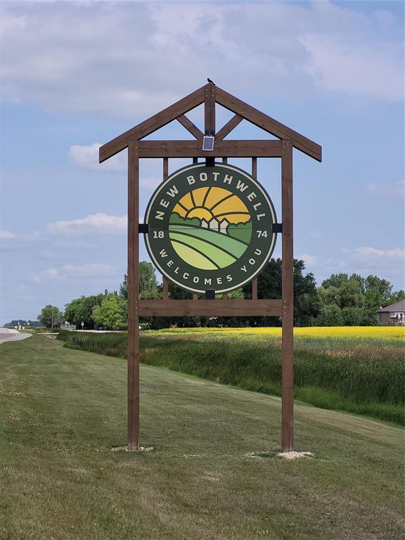 72 Industrial Drive, New Bothwell, Manitoba  R0A 1C0 - Photo 4 - 202622573