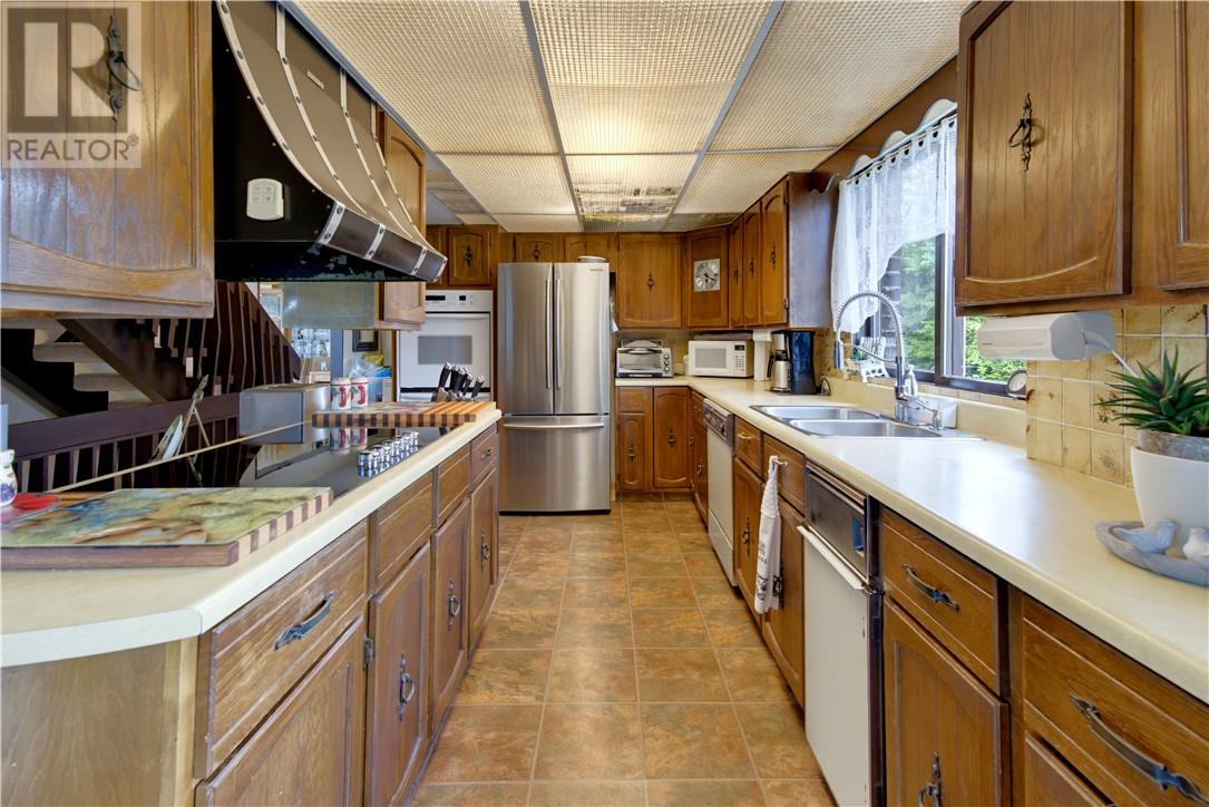 2389 Desloges Road, Sudbury, Ontario  P3G 1C6 - Photo 3 - 2130200