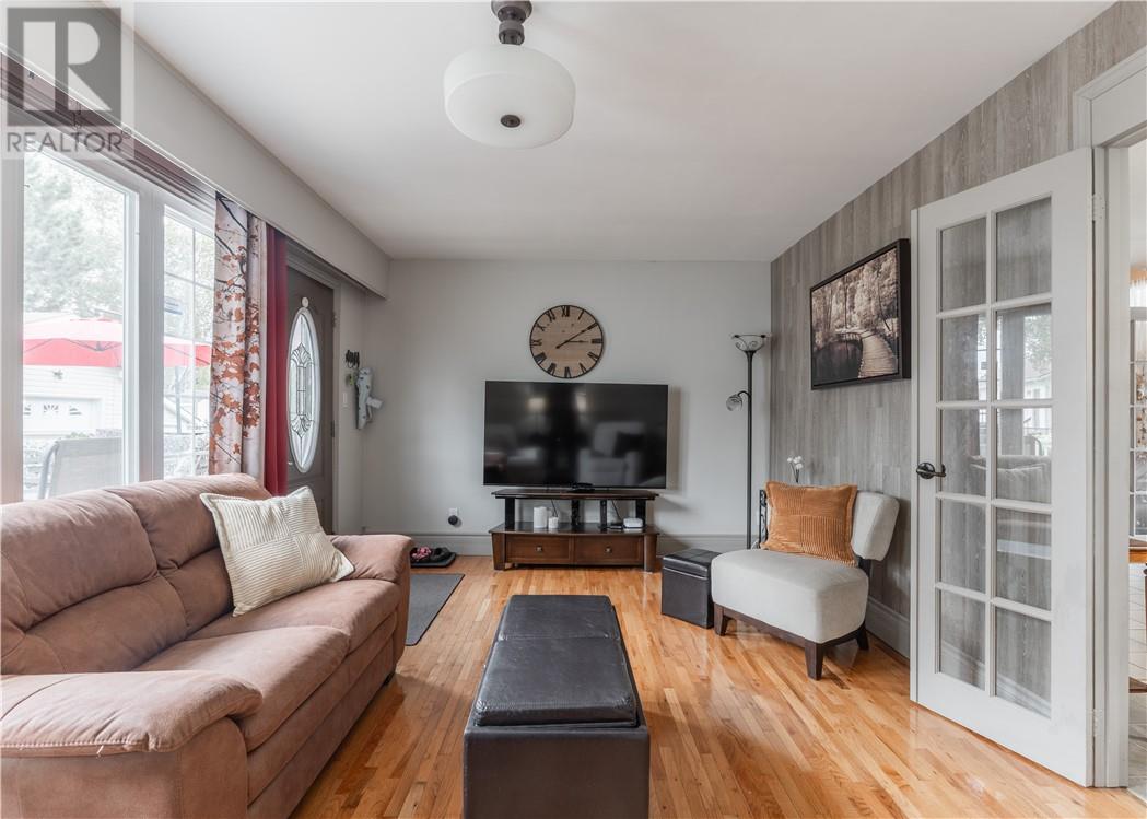 69 Pine Street, Onaping, Ontario  P0M 1R0 - Photo 11 - 2130146