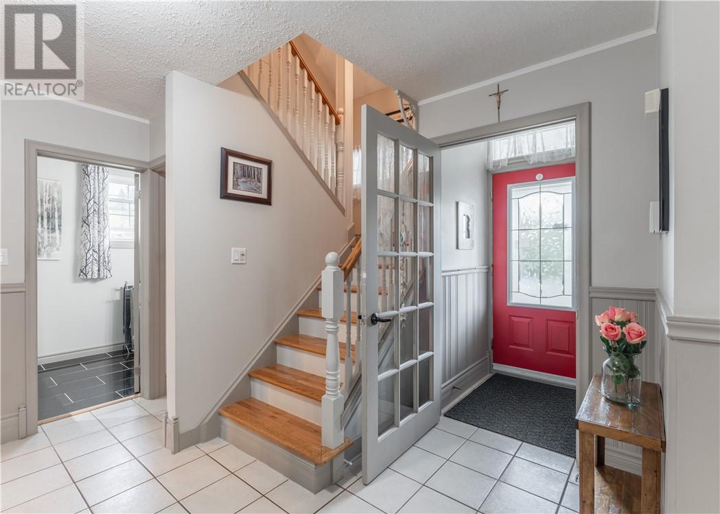 69 Pine Street, Onaping, Ontario  P0M 1R0 - Photo 3 - 2130146