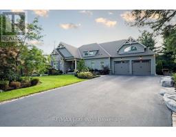 54 WARD STREET, Whitby, Ontario