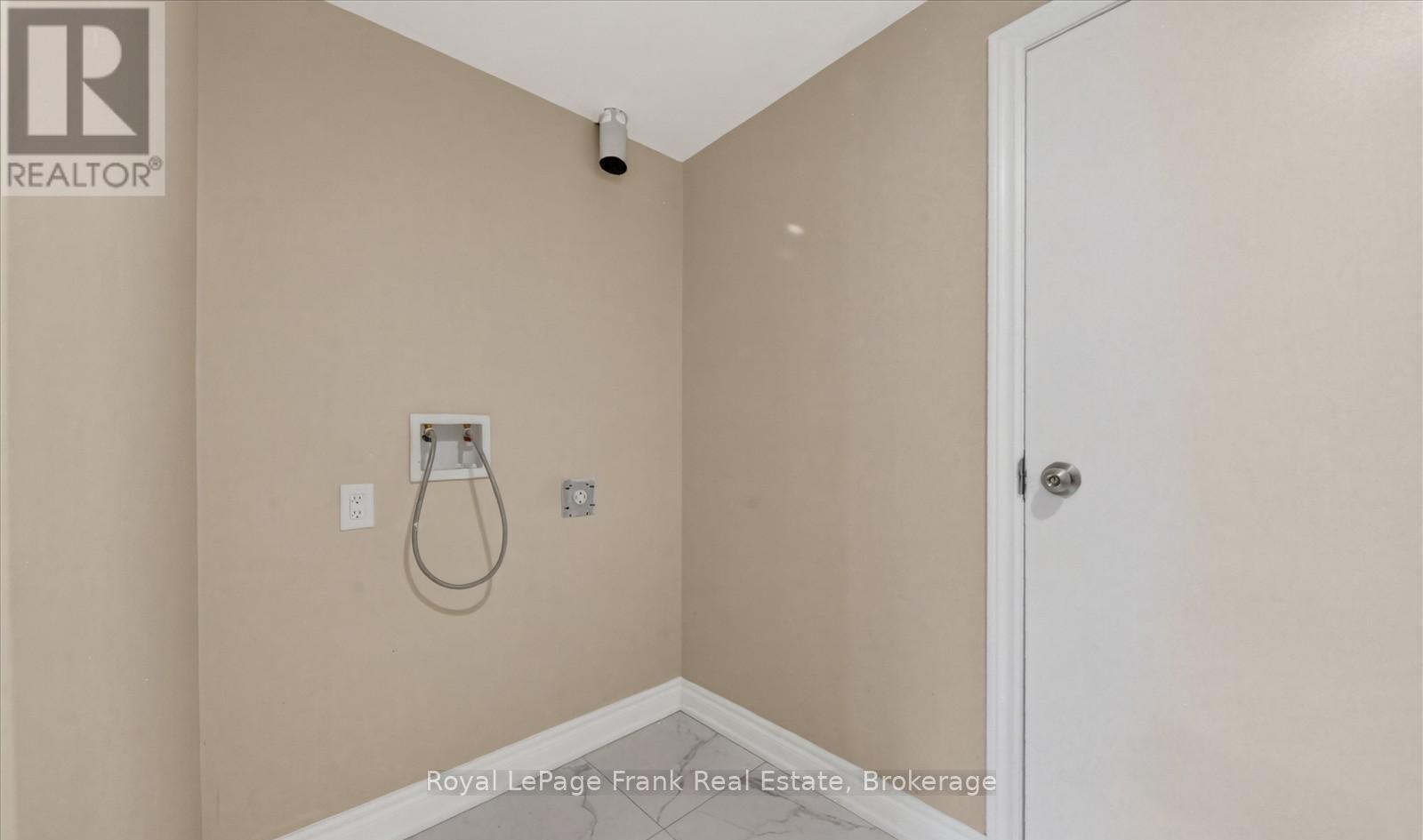 1159 Dragonfly Ave Avenue, Pickering, Ontario  L1X 0G1 - Photo 11 - E13759090