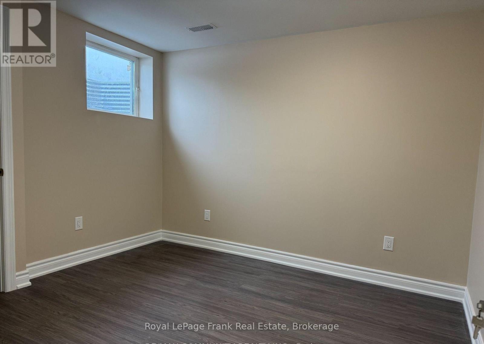 1159 Dragonfly Ave Avenue, Pickering, Ontario  L1X 0G1 - Photo 7 - E13759090