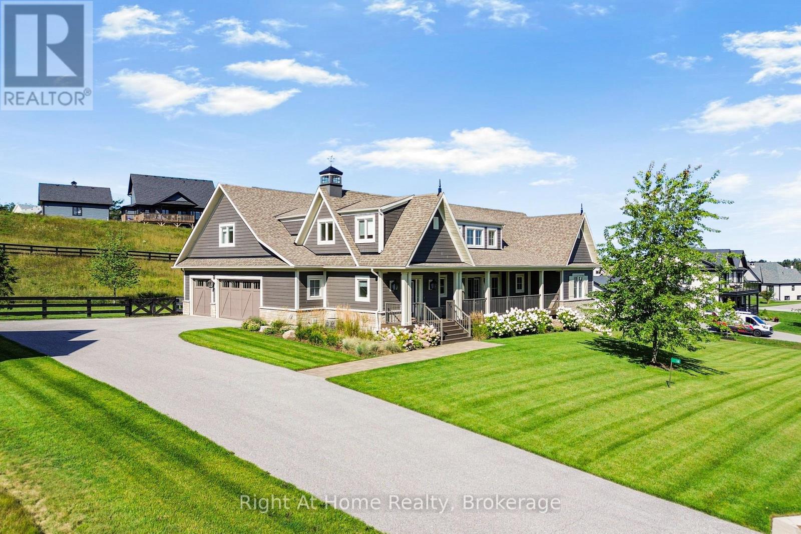 16 Gelderland Crescent, Oro-Medonte, Ontario  L0K 1E0 - Photo 1 - S13759136