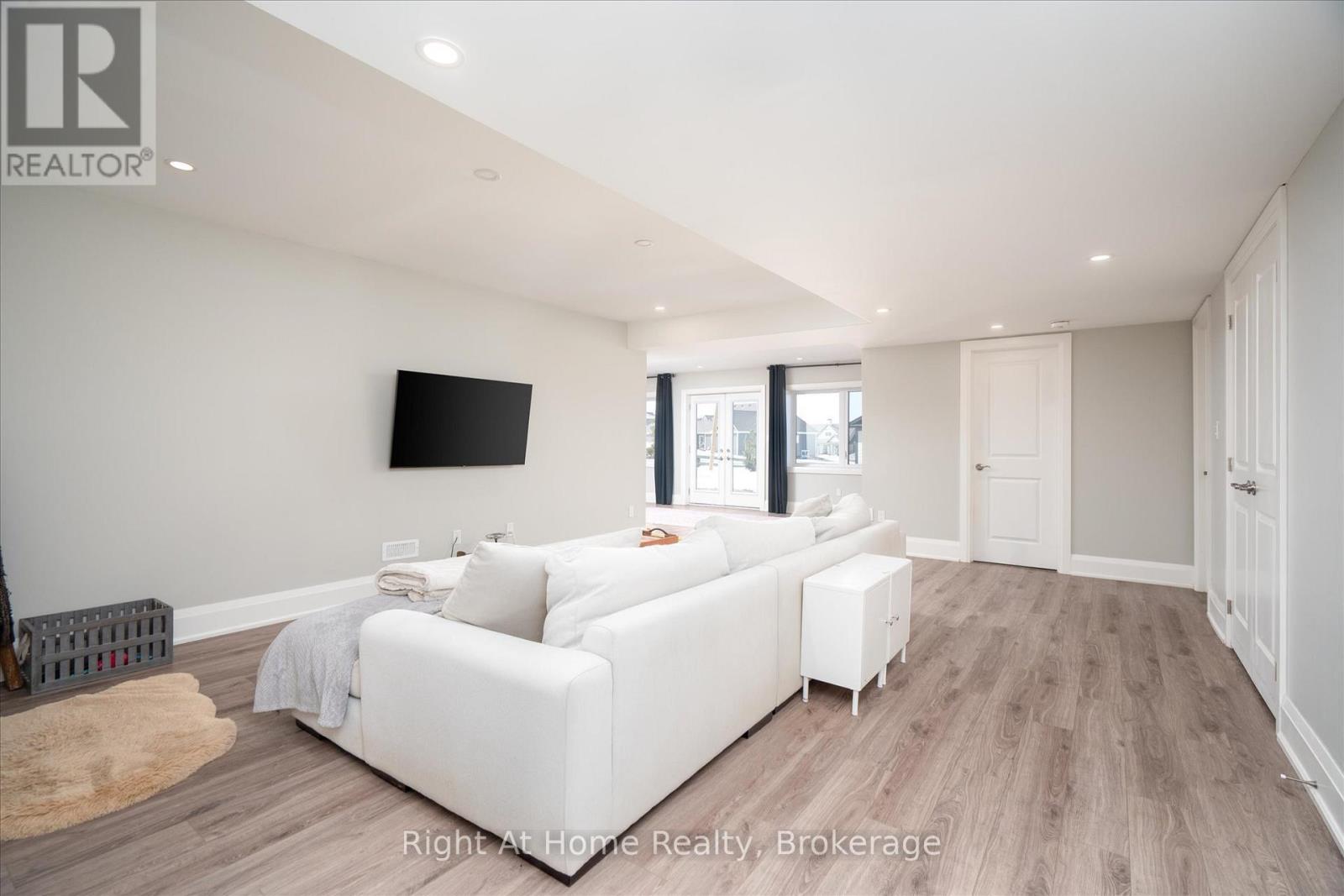 16 Gelderland Crescent, Oro-Medonte, Ontario  L0K 1E0 - Photo 33 - S13759136