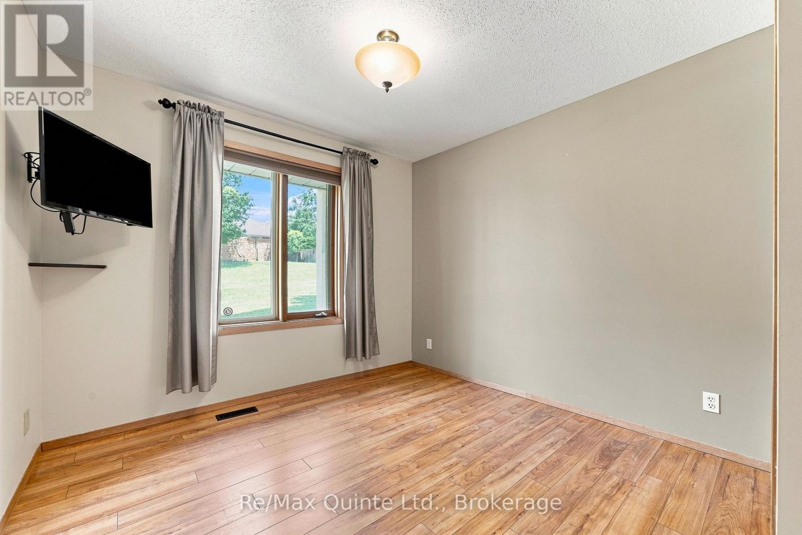 51 Bay Street, Quinte West, Ontario  K8V 1H4 - Photo 16 - X13758912