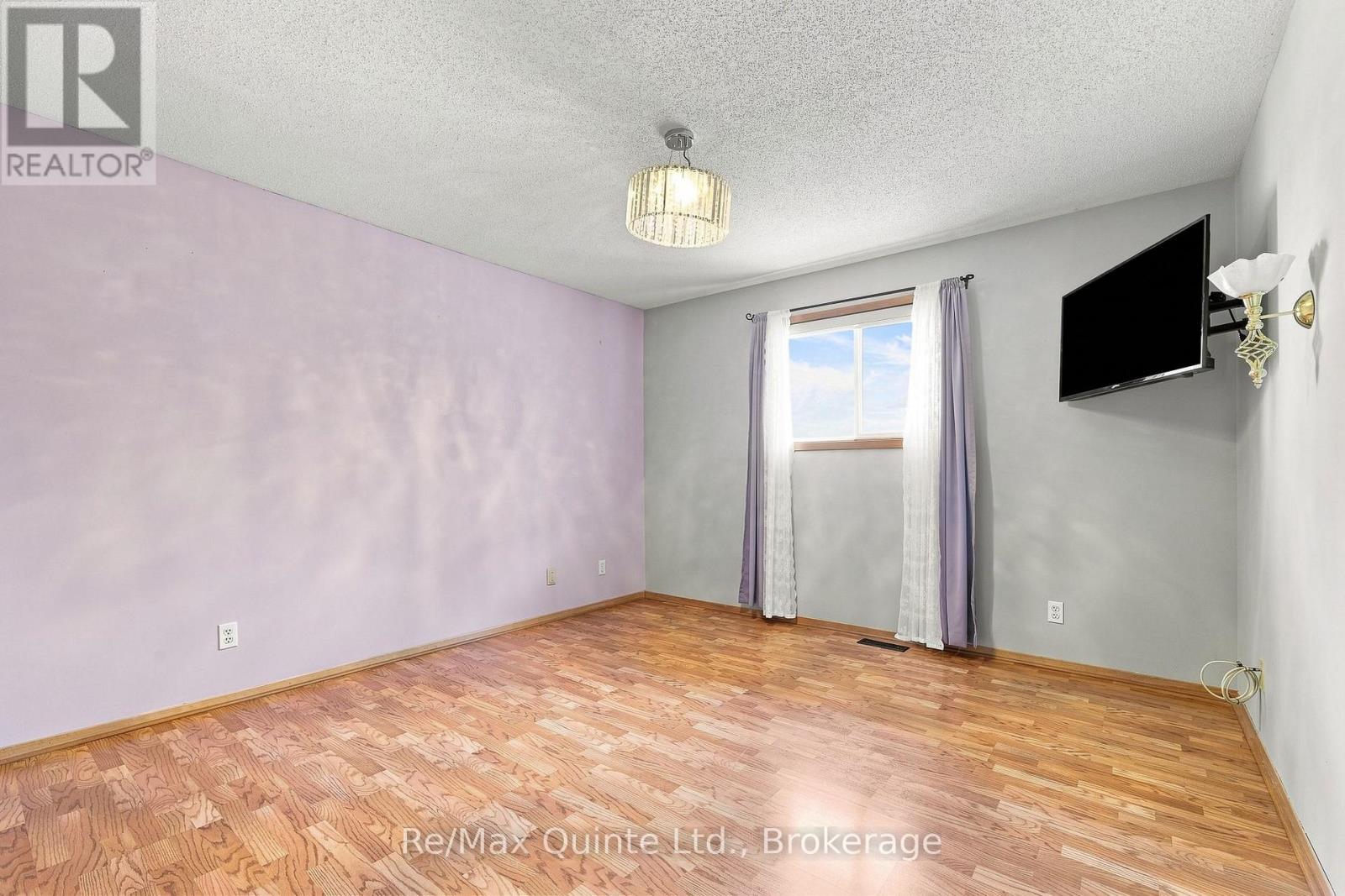 51 Bay Street, Quinte West, Ontario  K8V 1H4 - Photo 18 - X13758912