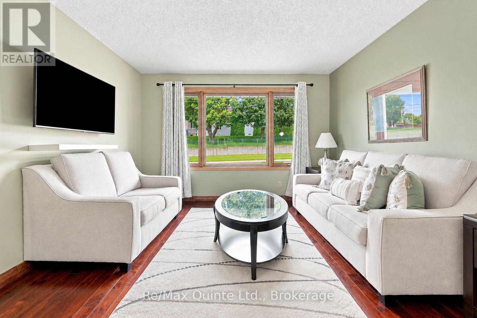 51 Bay Street, Quinte West, Ontario  K8V 1H4 - Photo 7 - X13758912