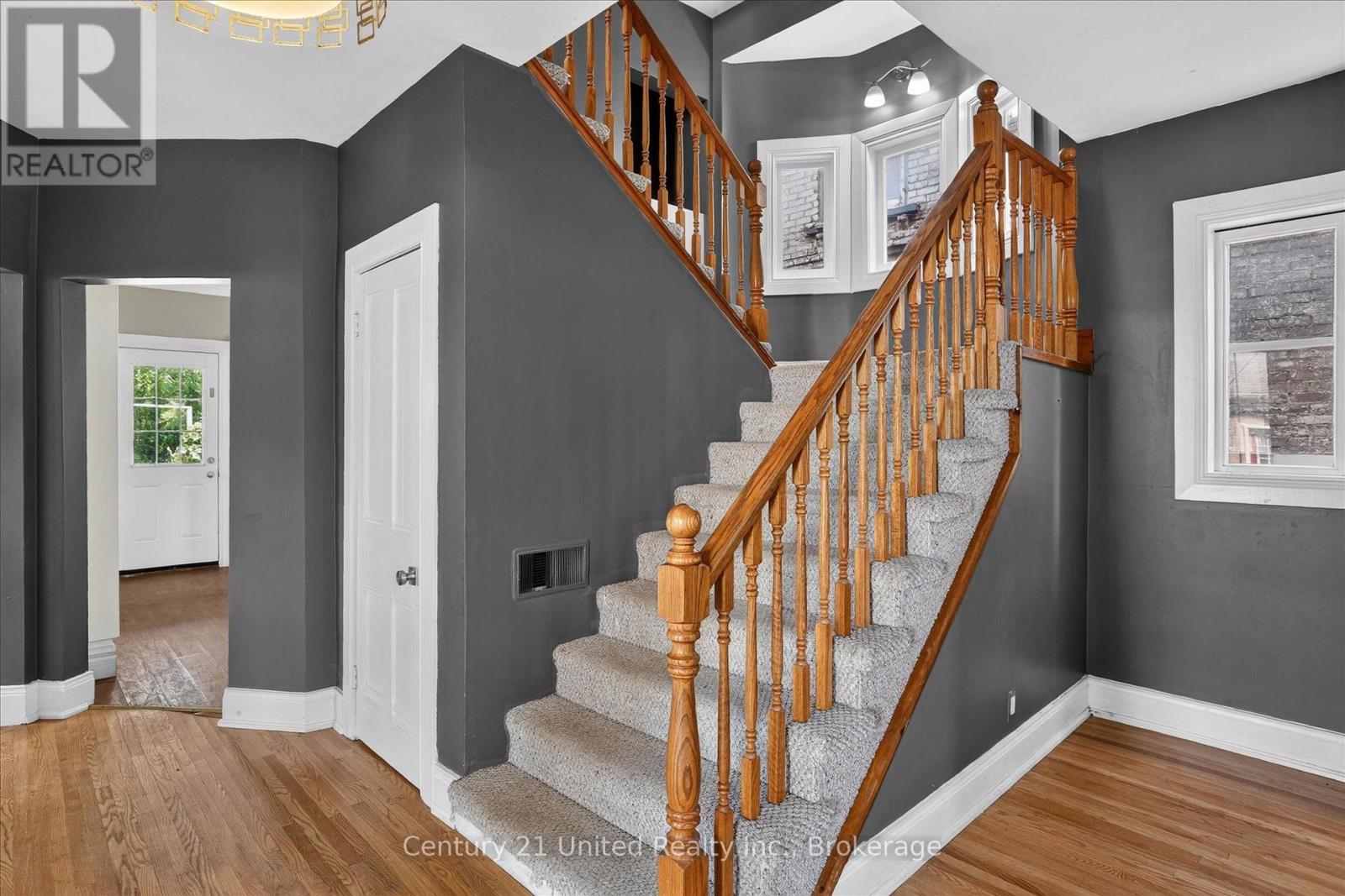 272 Burnham Street, Peterborough, Ontario  K9H 1T3 - Photo 13 - X13759046