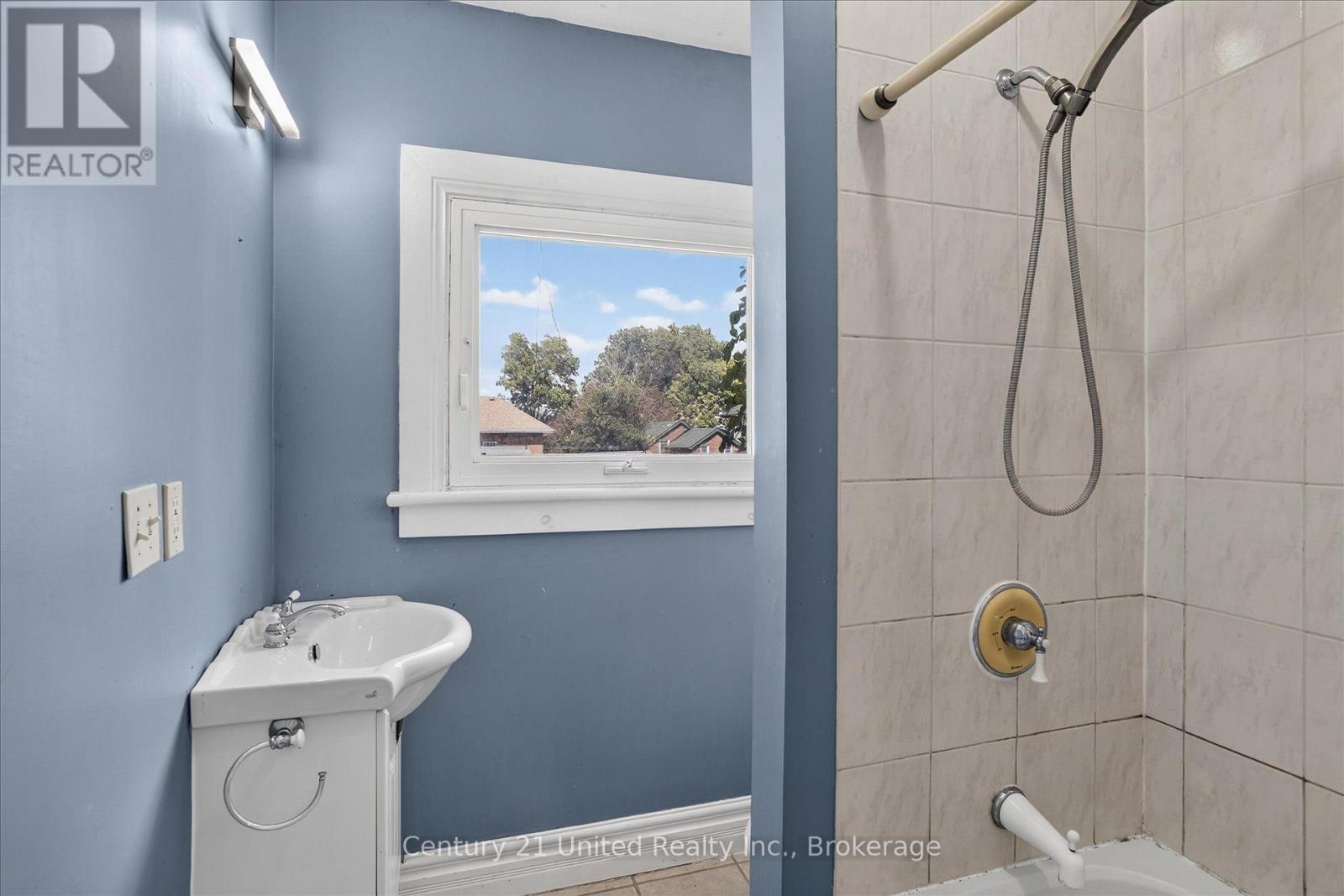 272 Burnham Street, Peterborough, Ontario  K9H 1T3 - Photo 15 - X13759046