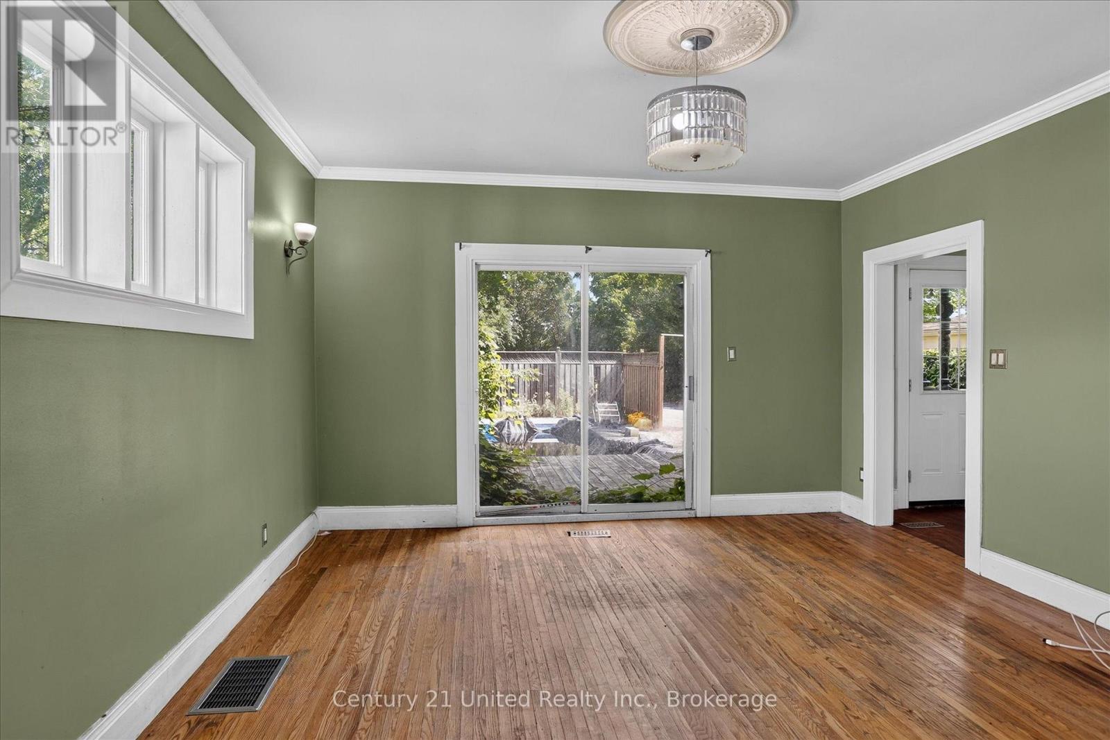272 Burnham Street, Peterborough, Ontario  K9H 1T3 - Photo 7 - X13759046