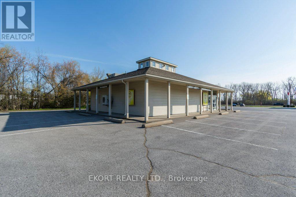 5529 62 Highway S, Prince Edward County, Ontario  K8N 4Z7 - Photo 7 - X13759164