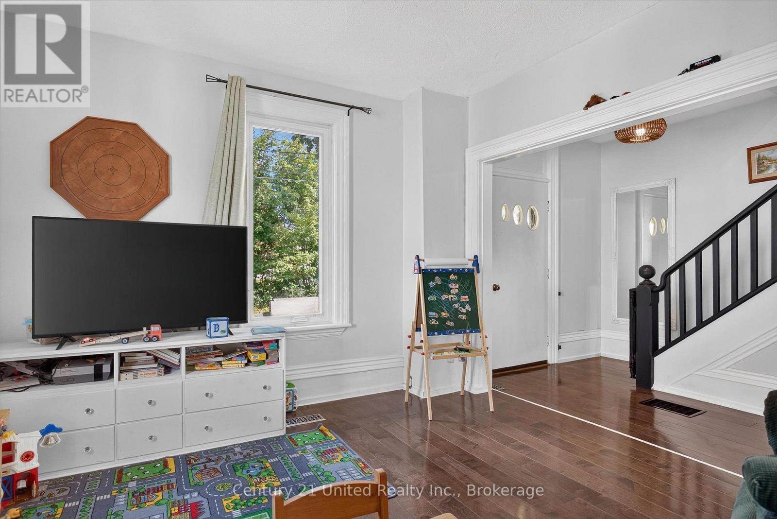 9 Crandall Street, Kawartha Lakes, Ontario  K9V 1R9 - Photo 3 - X13759206