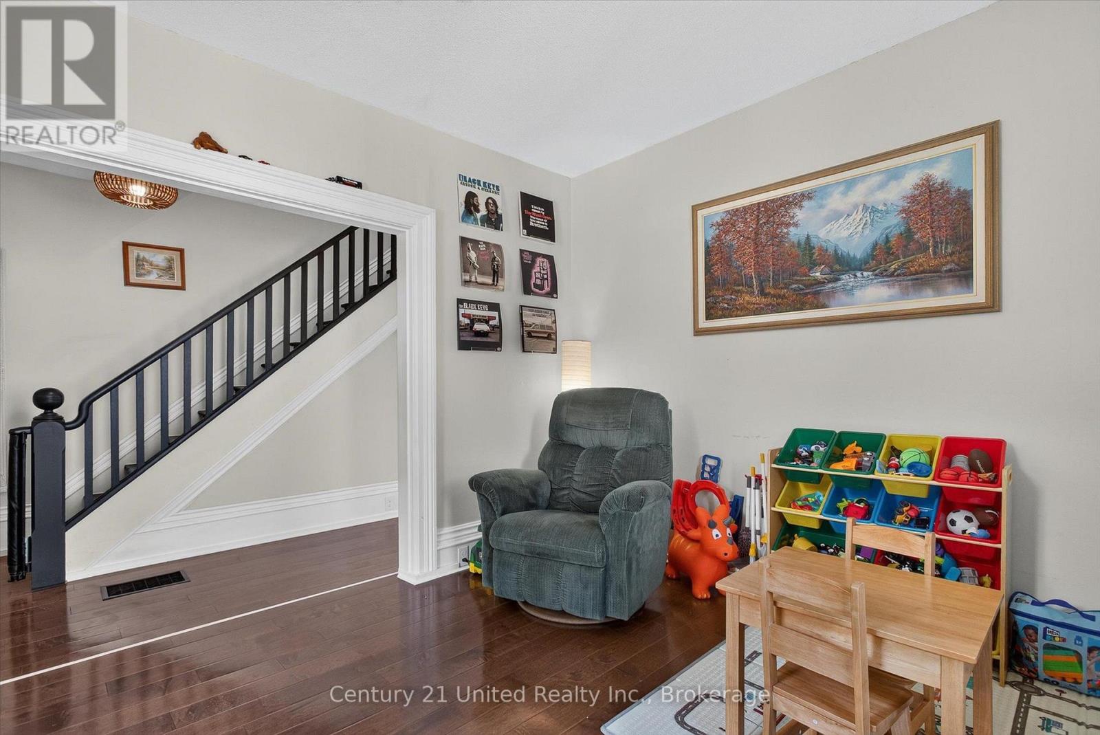 9 Crandall Street, Kawartha Lakes, Ontario  K9V 1R9 - Photo 5 - X13759206