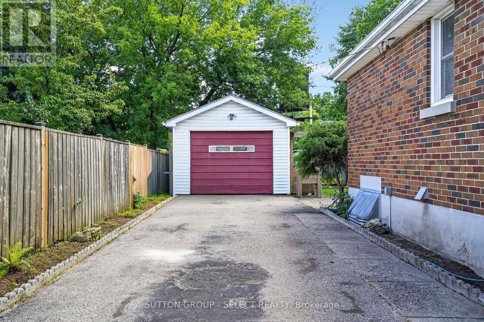 1295 York Street, London East, Ontario  N5W 2V5 - Photo 36 - X13758934