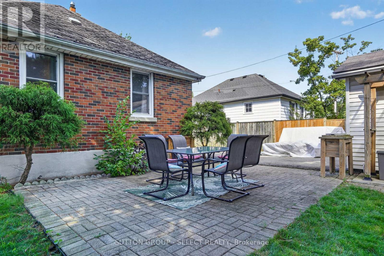 1295 York Street, London East, Ontario  N5W 2V5 - Photo 39 - X13758934