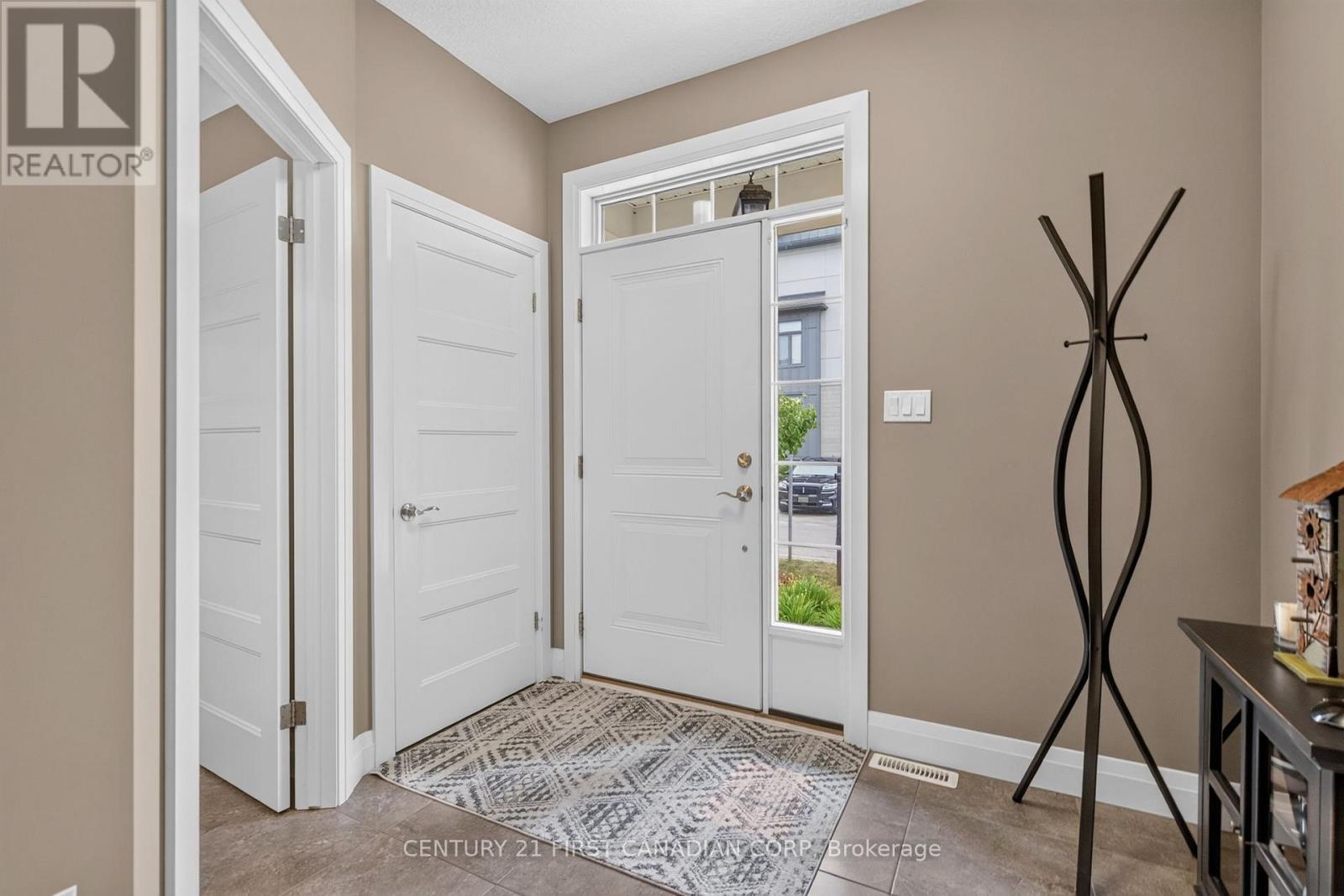 98 - 275 Callaway Road, London North, Ontario  N6G 0M3 - Photo 3 - X13758986