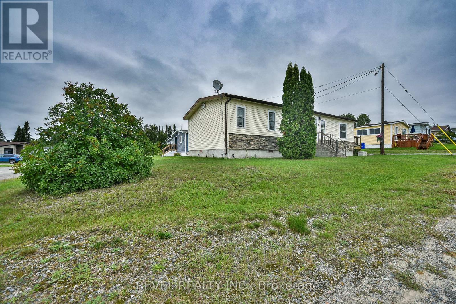 16 Foothills Lane, Timmins, Ontario  P4N 8R9 - Photo 35 - T13758870