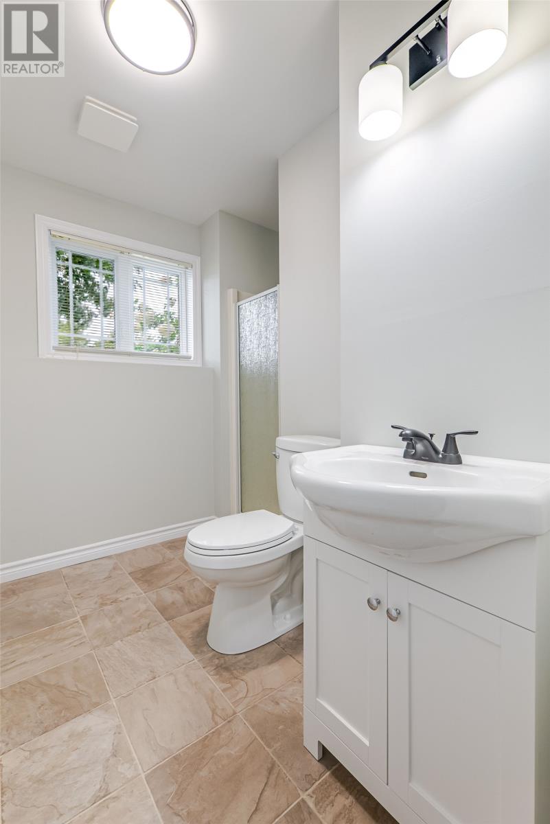 36 Moores Drive, Mount Pearl — photo 33