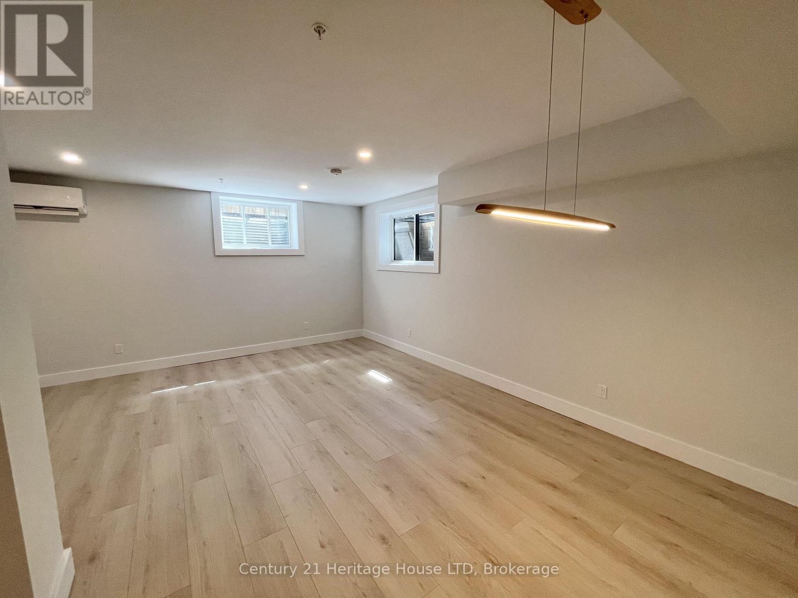 Lower Unit - 99a Moffatt Street, St. Catharines, Ontario  L2P 2L6 - Photo 8 - X13758940