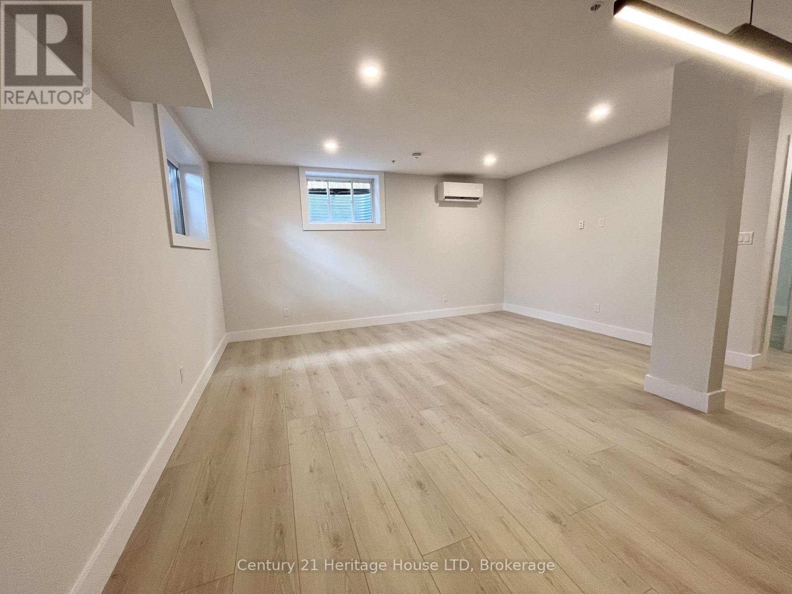 Lower Unit - 99b Moffatt Street, St. Catharines, Ontario  L2P 2L6 - Photo 10 - X13758990