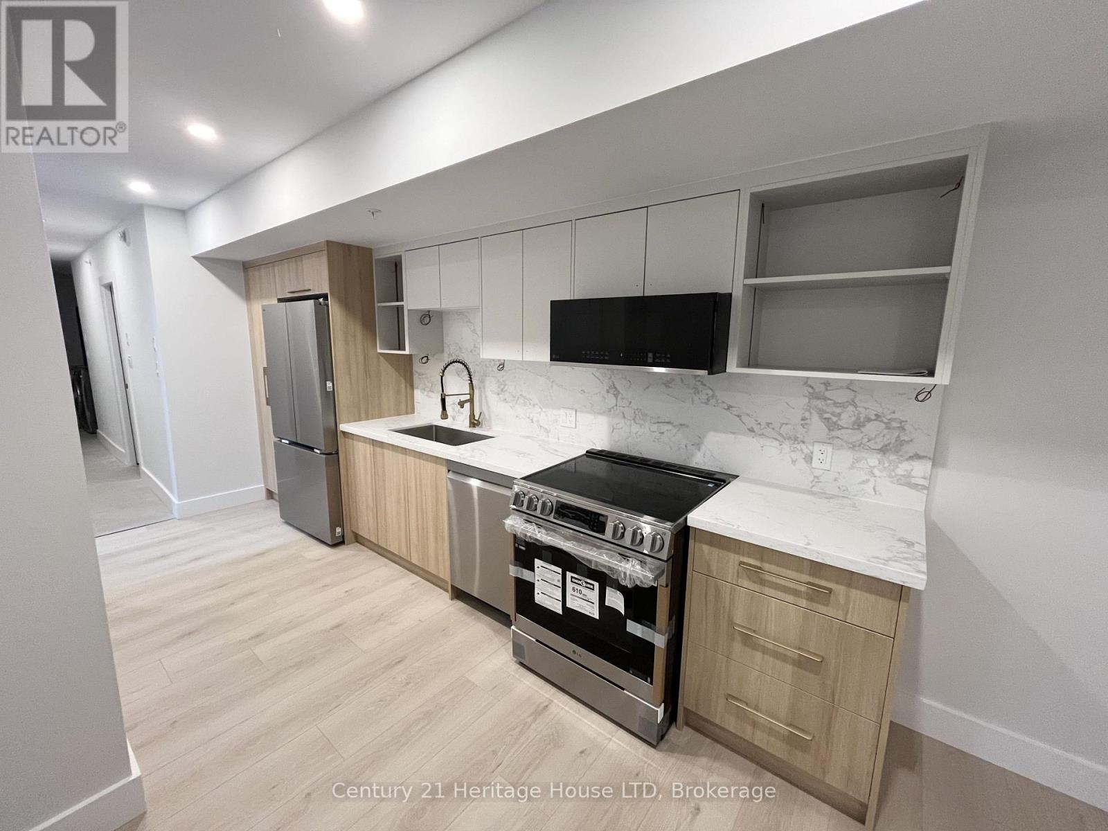 Lower Unit - 99b Moffatt Street, St. Catharines, Ontario  L2P 2L6 - Photo 4 - X13758990
