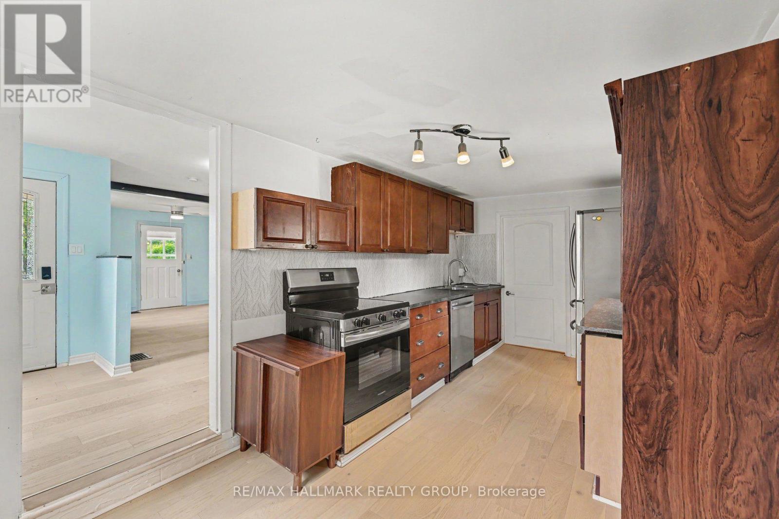 617 Roy Street W, Laurentian Valley, Ontario  K8A 6R9 - Photo 16 - X13758968