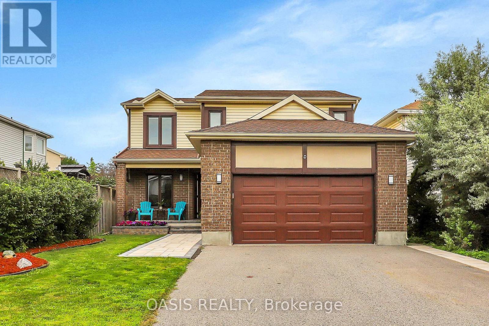 5 THORNHEDGE COURT, Ottawa, Ontario