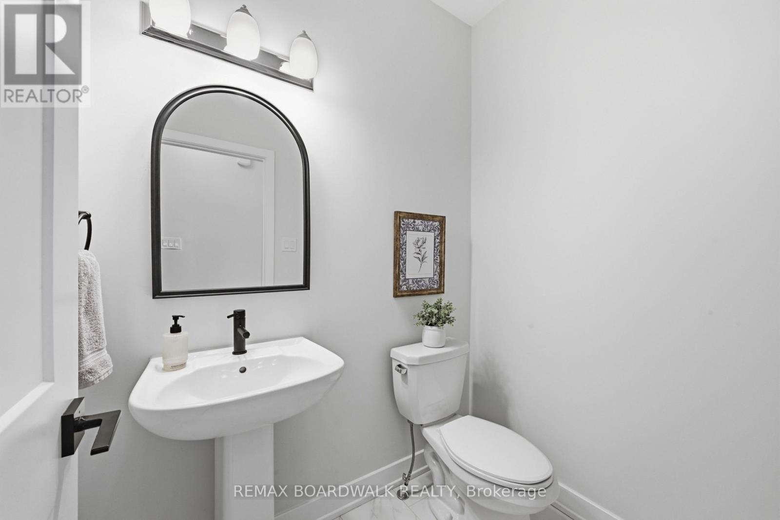 5 Morrall Court, Arnprior, Ontario  K7S 0J4 - Photo 4 - X13758996