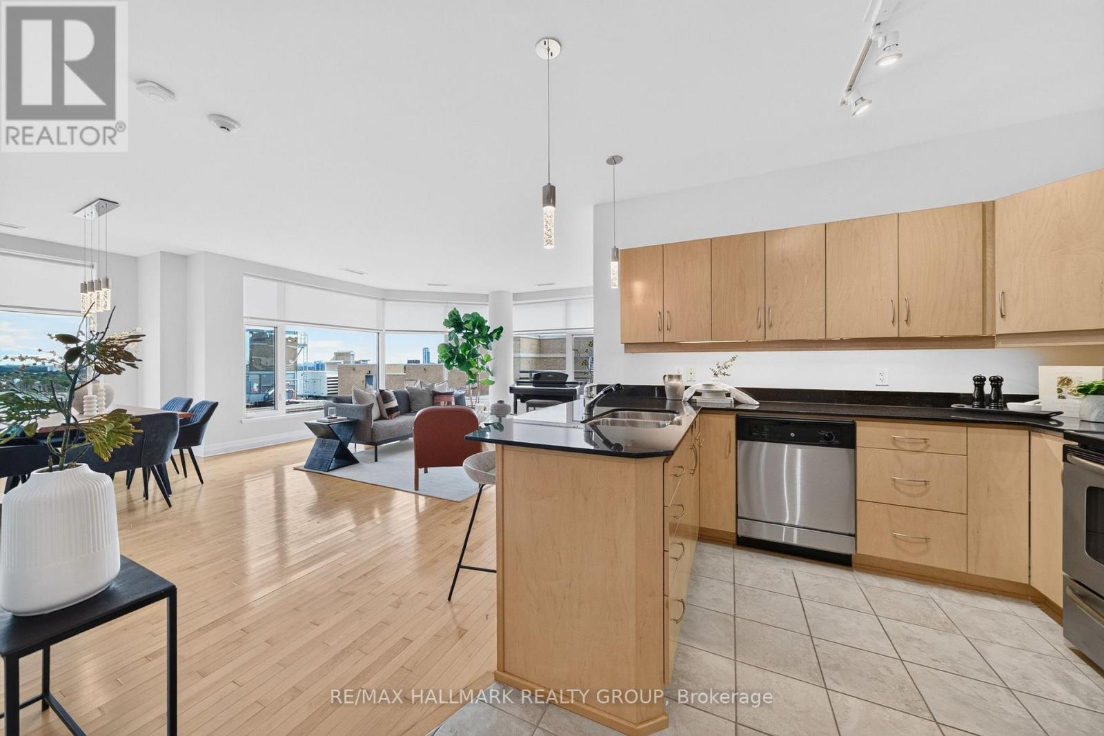 Ph05 - 235 Kent Street, Ottawa, Ontario  K2P 1Z9 - Photo 6 - X13759076