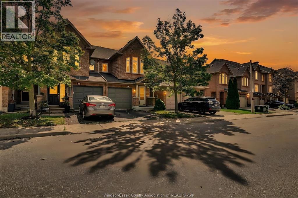 MLS# 26021985: 35 TANIA CRESCENT Unit# 46, Vaughan, Canada