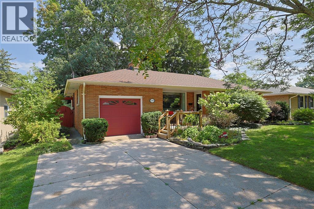 1208 Colborne ROAD, Sarnia, Ontario