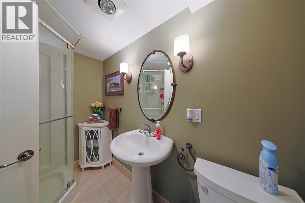 1208 Colborne Road, Sarnia, Ontario  N7V 3L2 - Photo 16 - 26021560