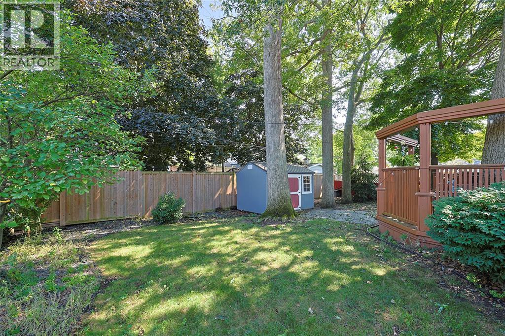 1208 Colborne Road, Sarnia, Ontario  N7V 3L2 - Photo 32 - 26021560