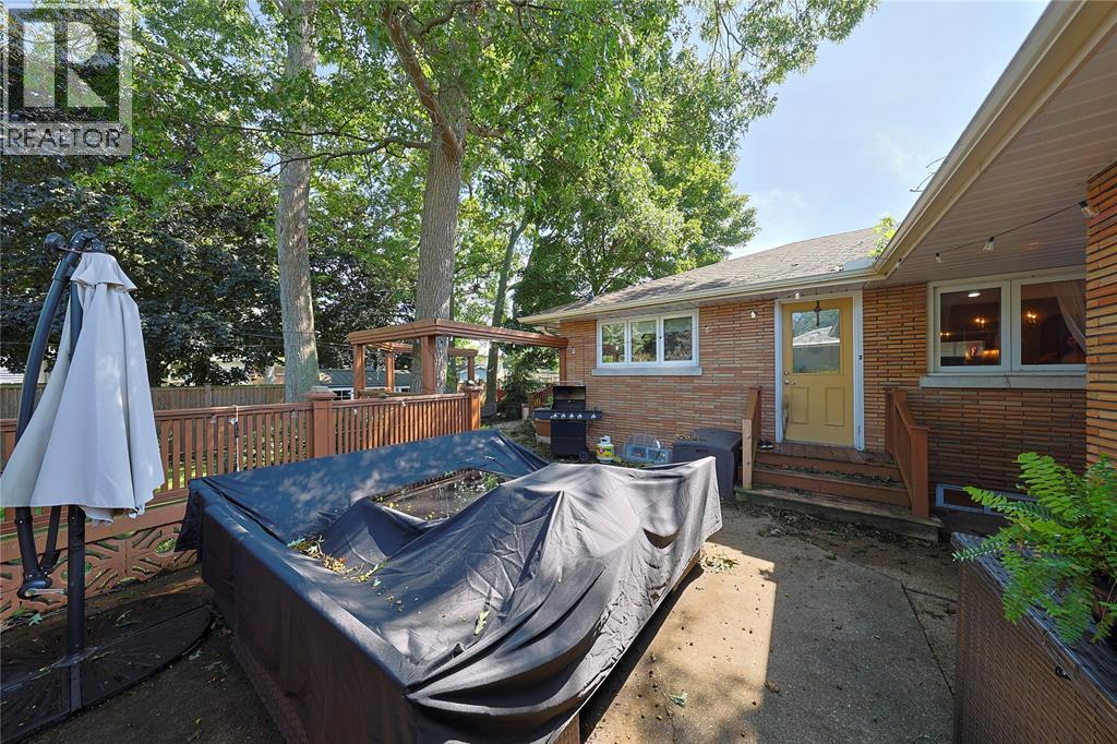1208 Colborne Road, Sarnia, Ontario  N7V 3L2 - Photo 42 - 26021560