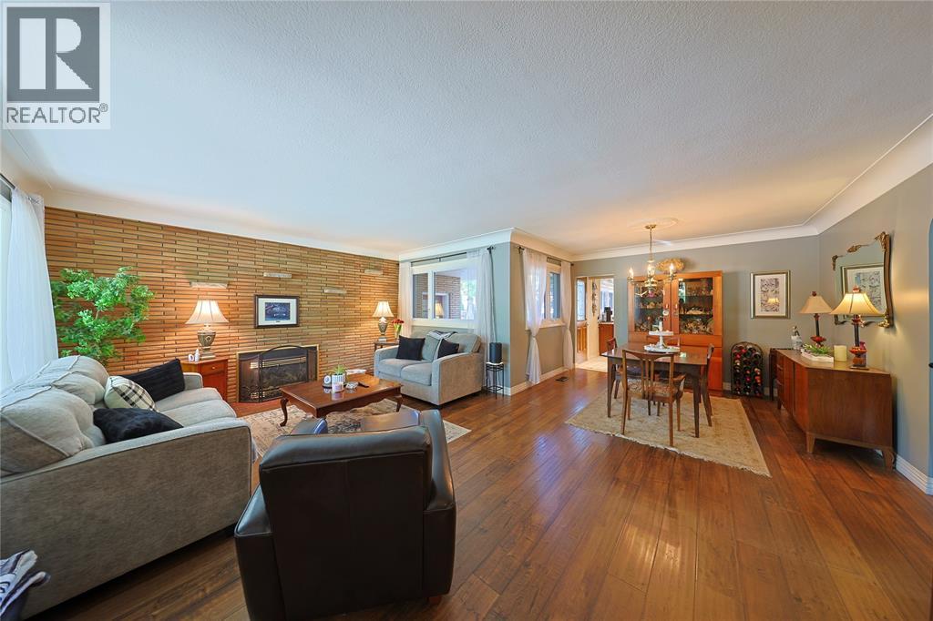 1208 Colborne Road, Sarnia, Ontario  N7V 3L2 - Photo 7 - 26021560